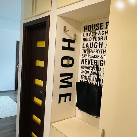 City Center Apartment Timisoara Ngoại thất bức ảnh